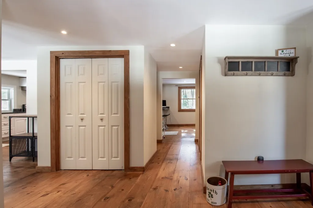 156 Kearsarge Valley Road Wilmot NH 03287