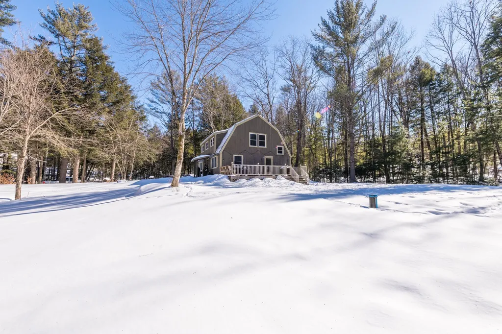 156 Kearsarge Valley Road Wilmot NH 03287
