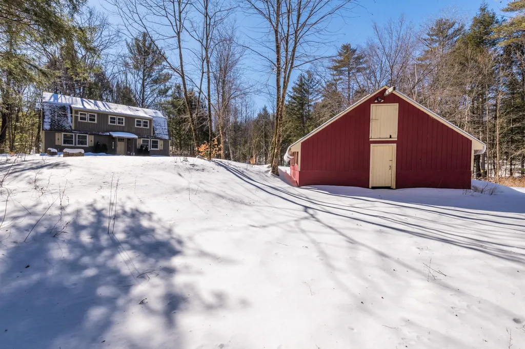 156 Kearsarge Valley Road Wilmot NH 03287