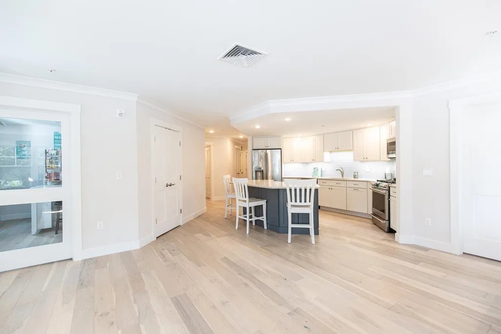 2075 Lafayette Road Portsmouth NH 03801