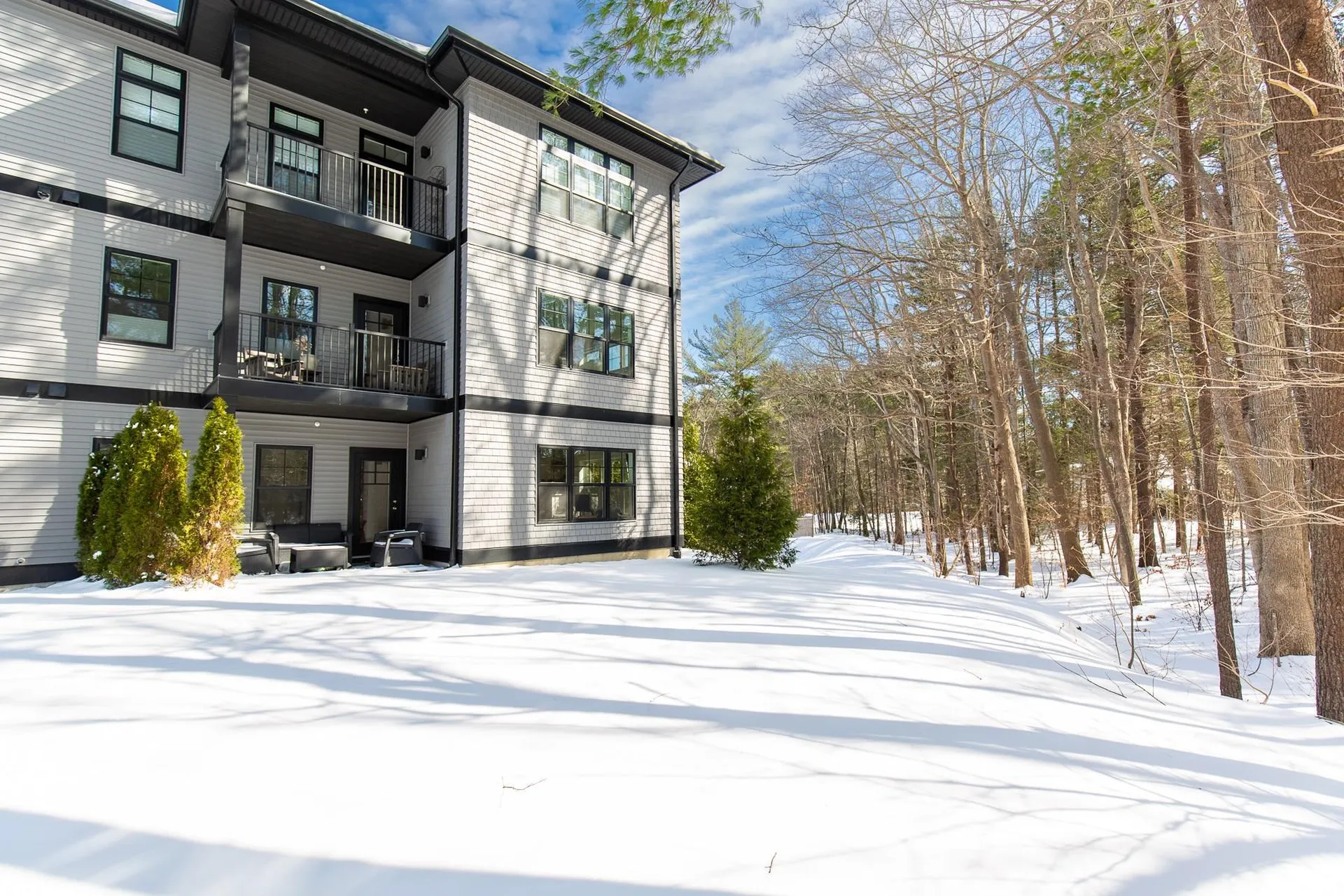 2075 Lafayette Road Portsmouth NH 03801