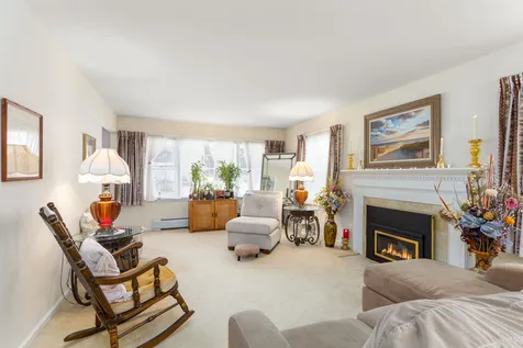 15 Woodridge Drive Burlington VT 05408