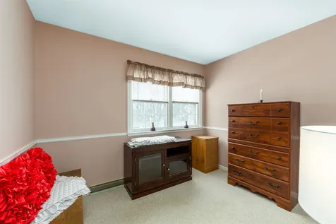 15 Woodridge Drive Burlington VT 05408