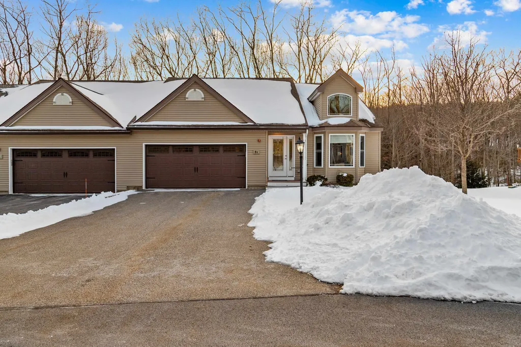8r Indian Hill Road Derry NH 03038