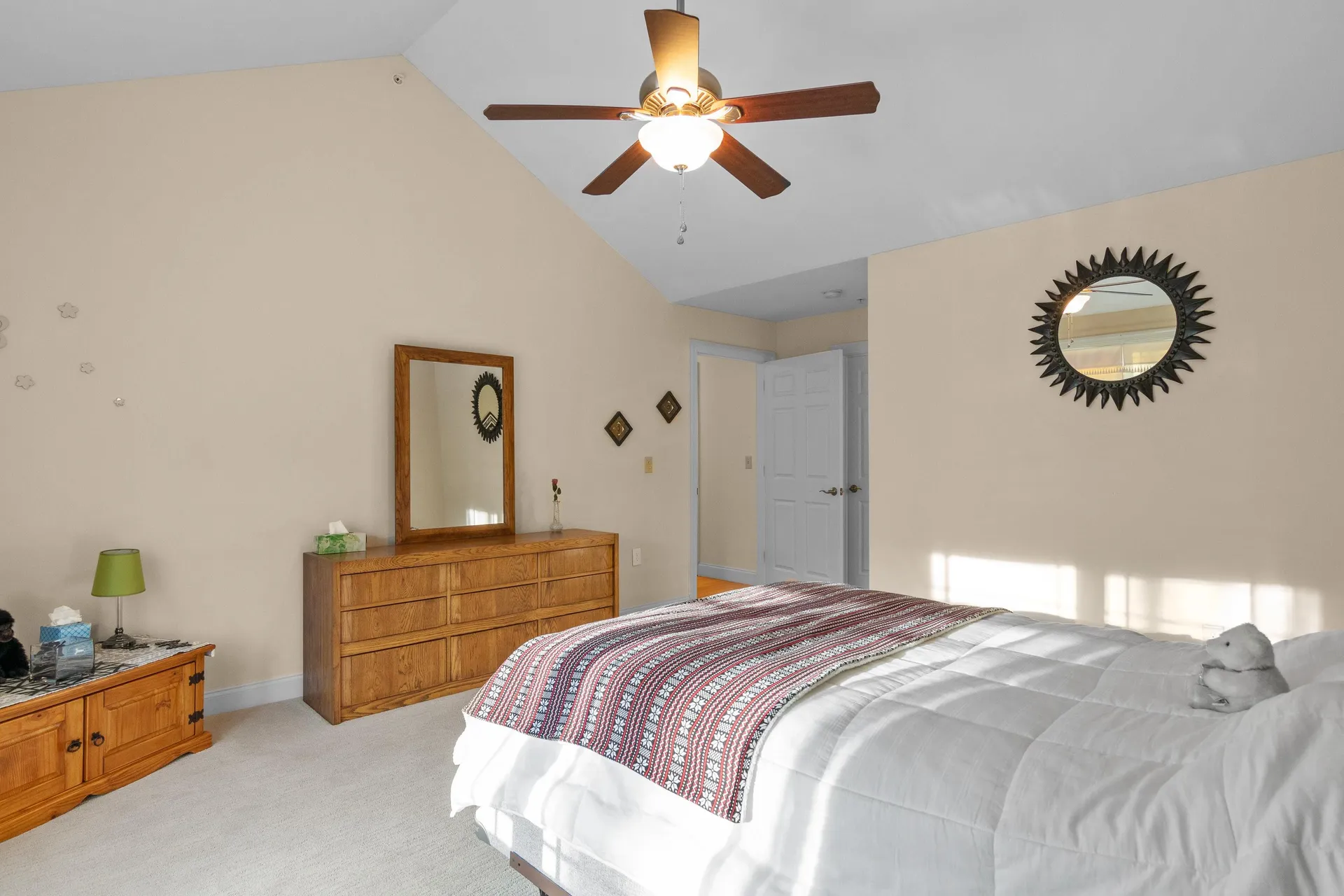 8r Indian Hill Road Derry NH 03038