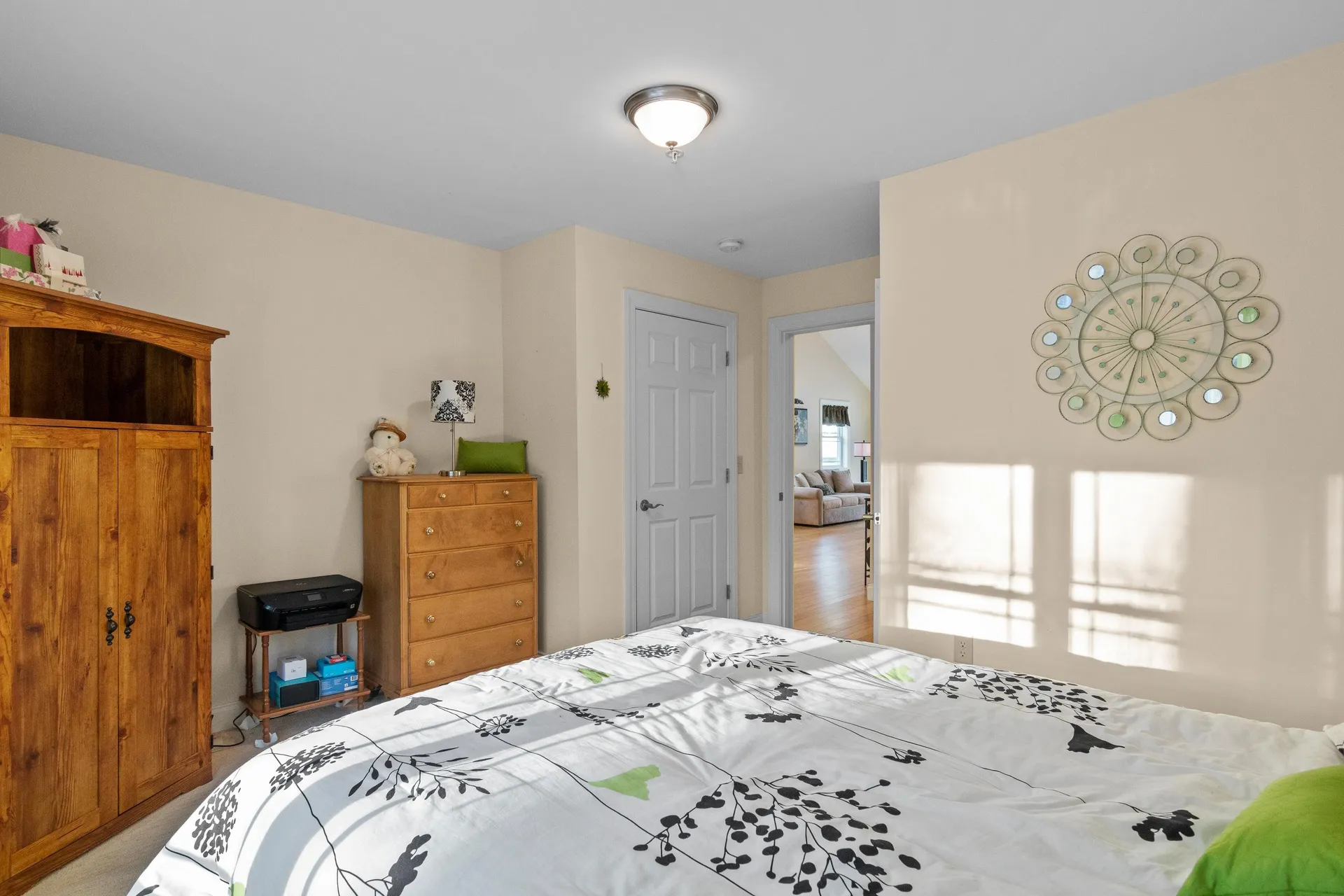 8r Indian Hill Road Derry NH 03038