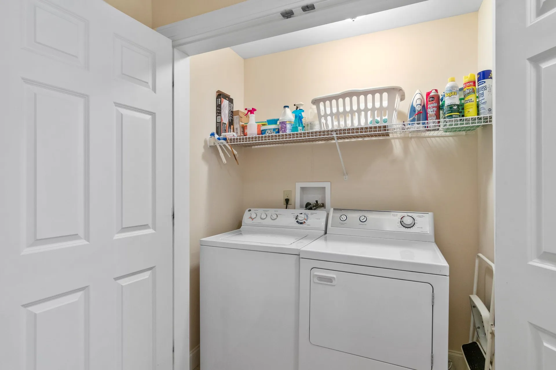 8r Indian Hill Road Derry NH 03038