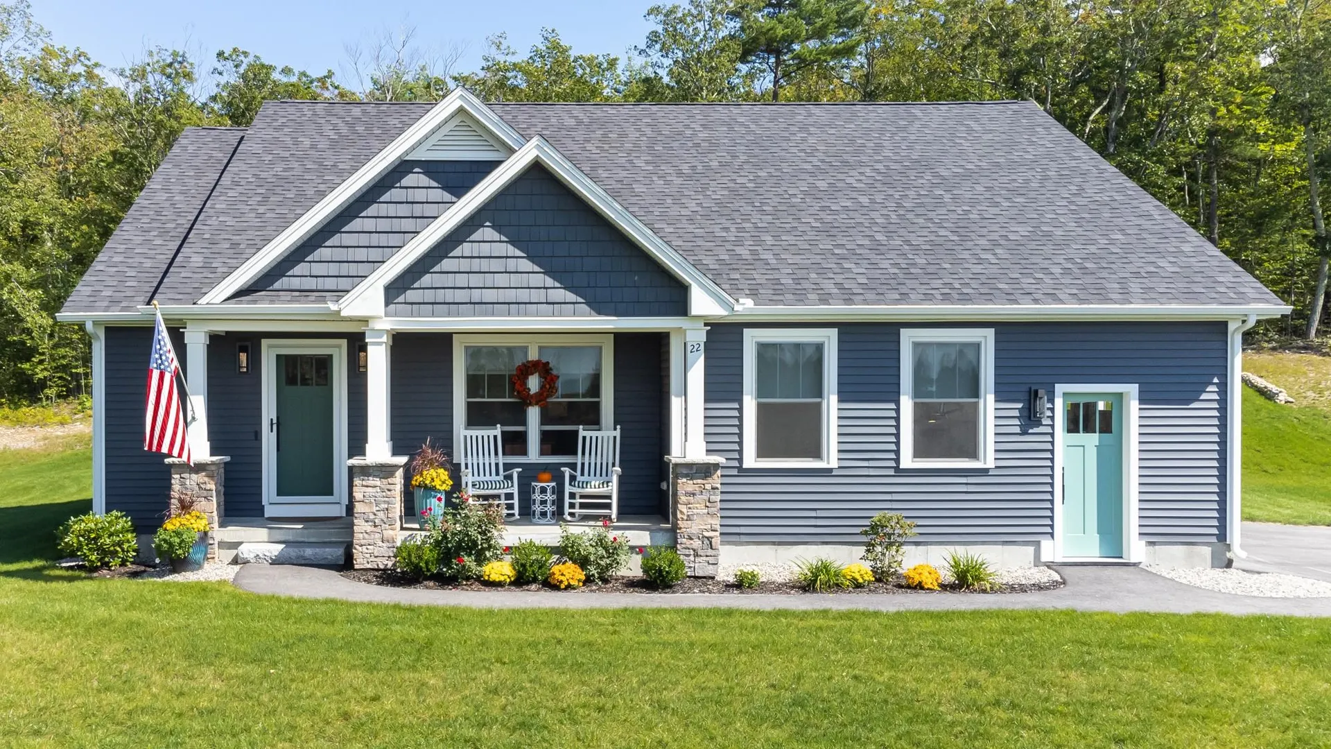 22 Kendall Lane Raymond NH 03077