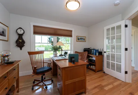 22 Kendall Lane Raymond NH 03077