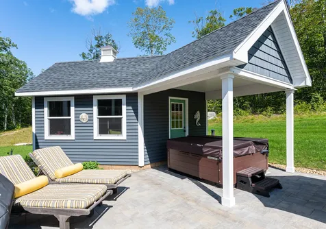 22 Kendall Lane Raymond NH 03077