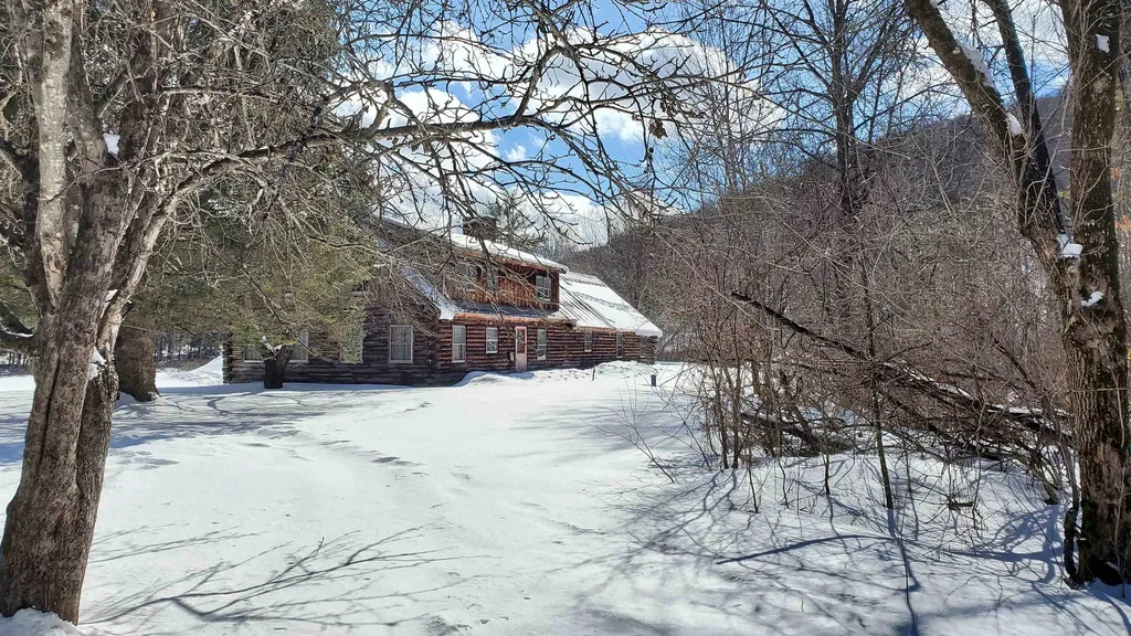 927 Kenyon Hill Road Sharon VT 05065