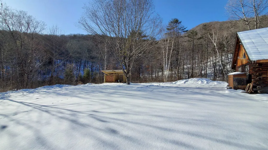 927 Kenyon Hill Road Sharon VT 05065