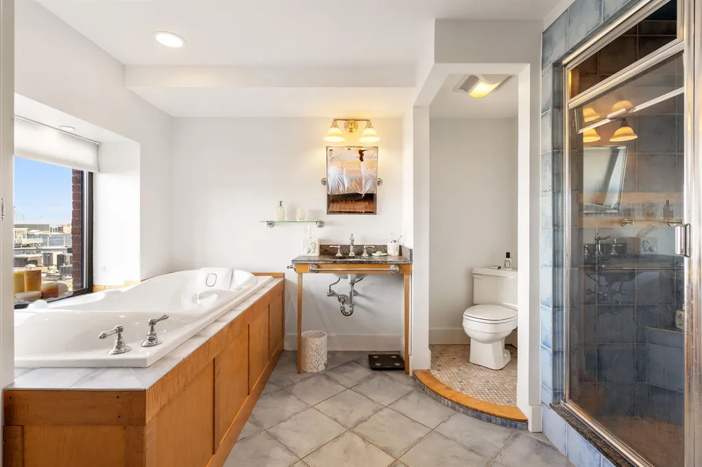 121 Bow Street Portsmouth NH 03801