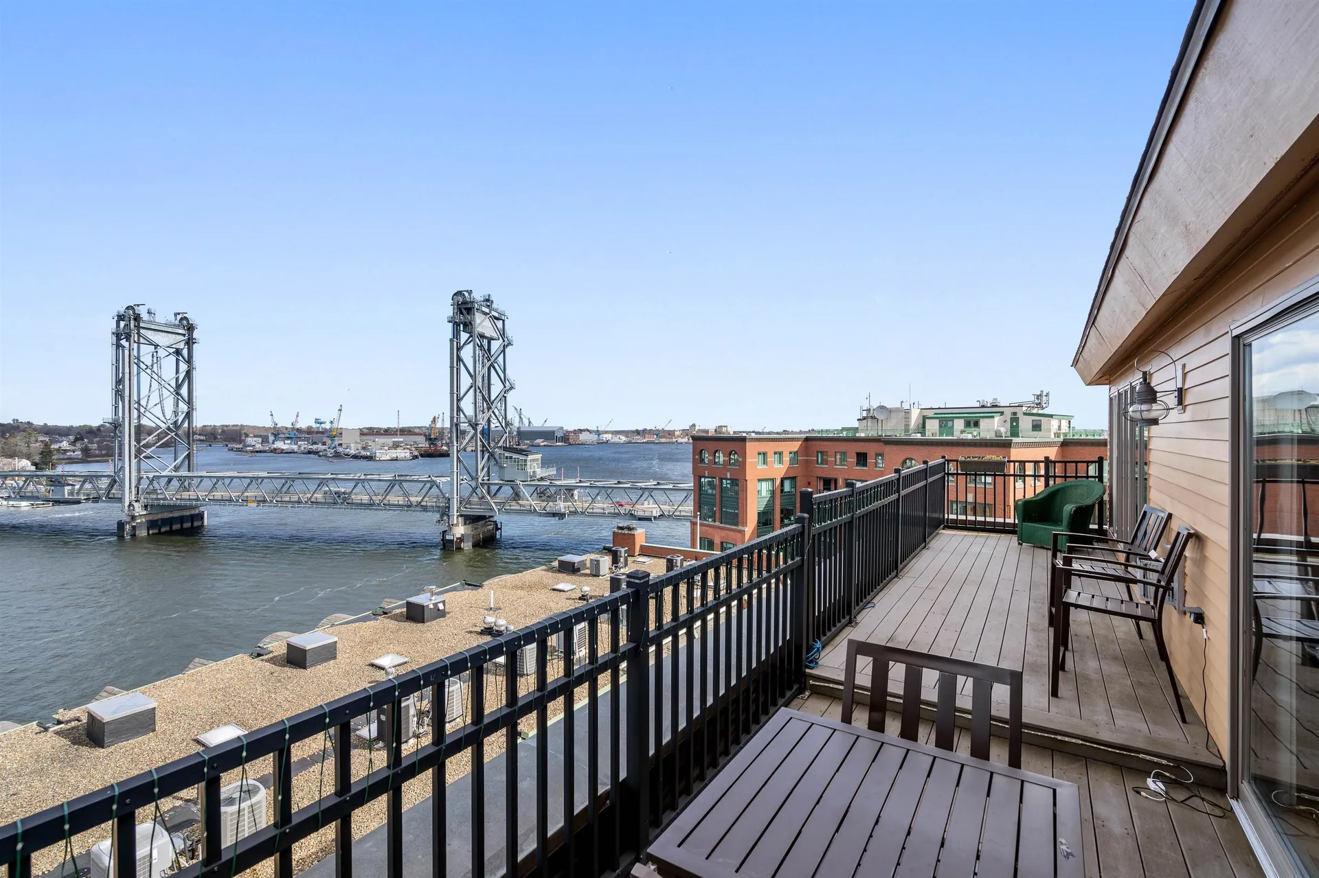 121 Bow Street Portsmouth NH 03801