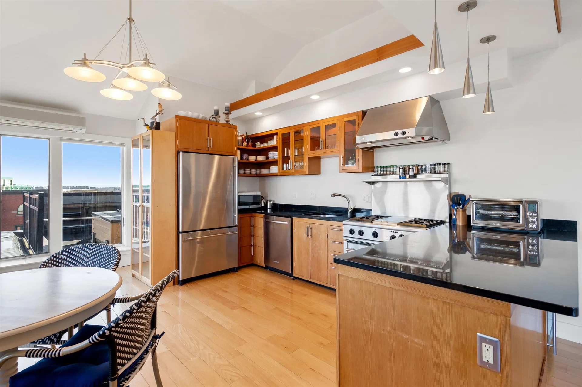 121 Bow Street Portsmouth NH 03801
