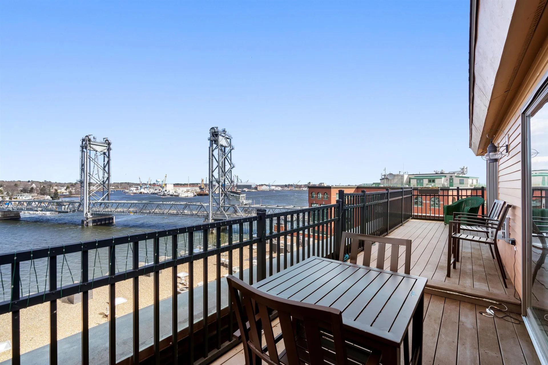 121 Bow Street Portsmouth NH 03801