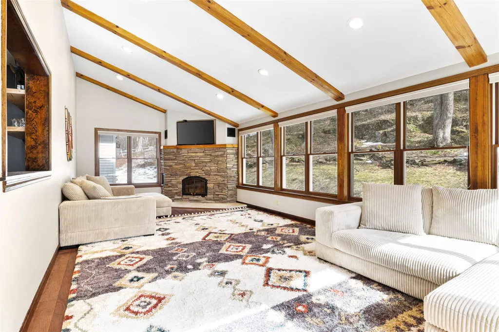 51 Mountain Road Westford VT 05494