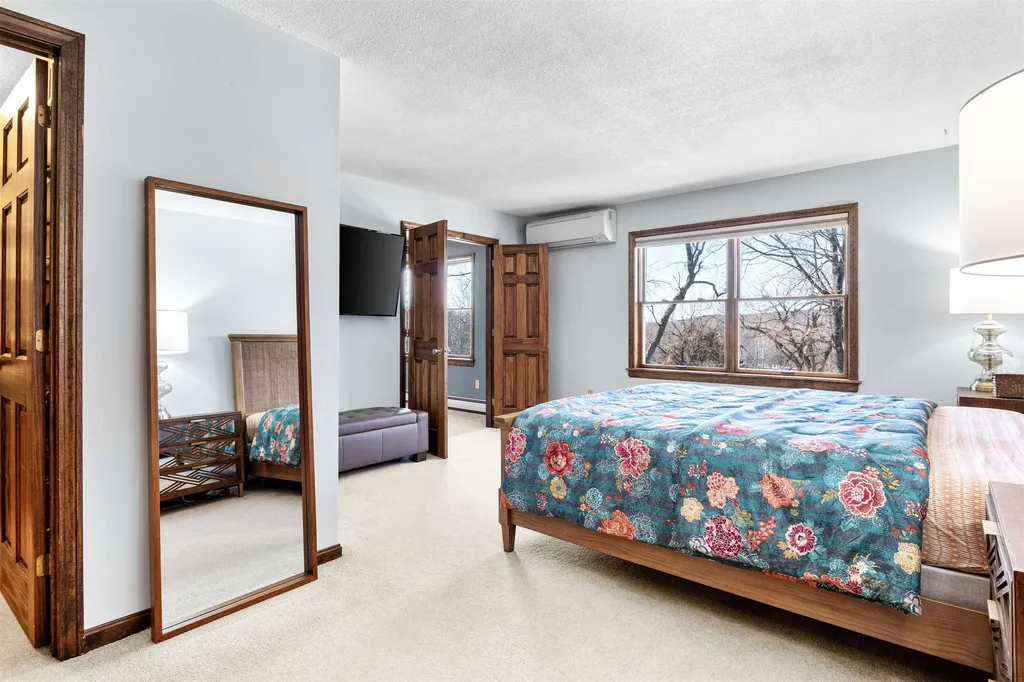 51 Mountain Road Westford VT 05494