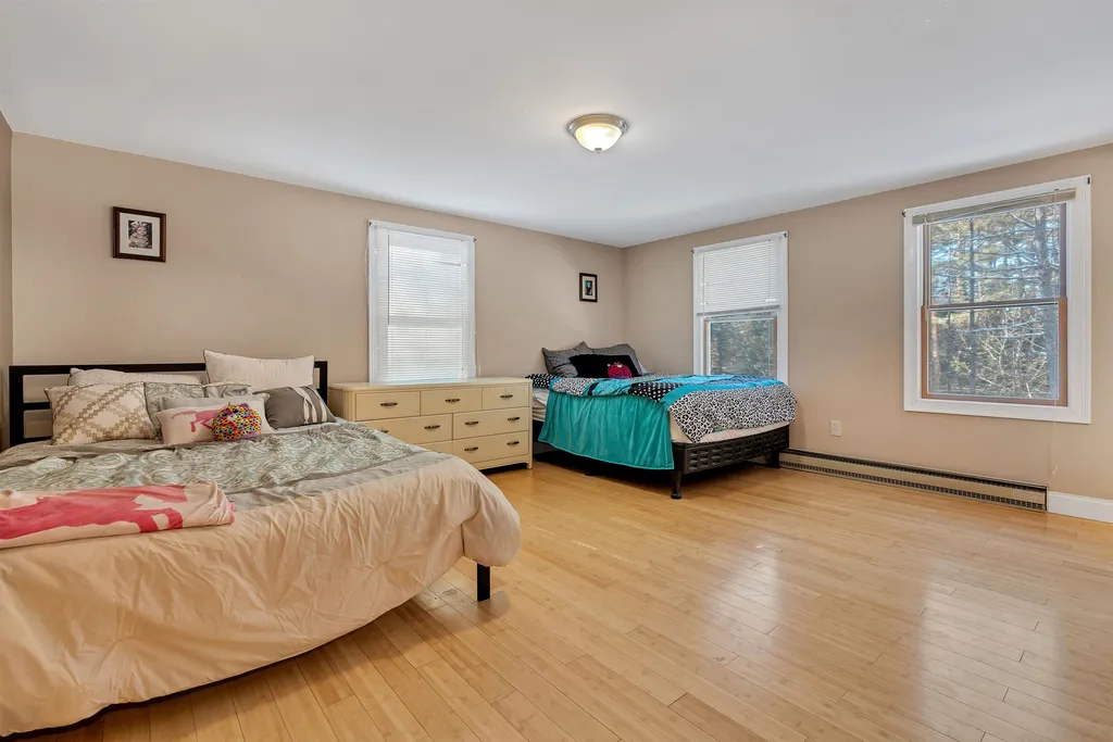 456 Tichenor Road Hartford VT 05001