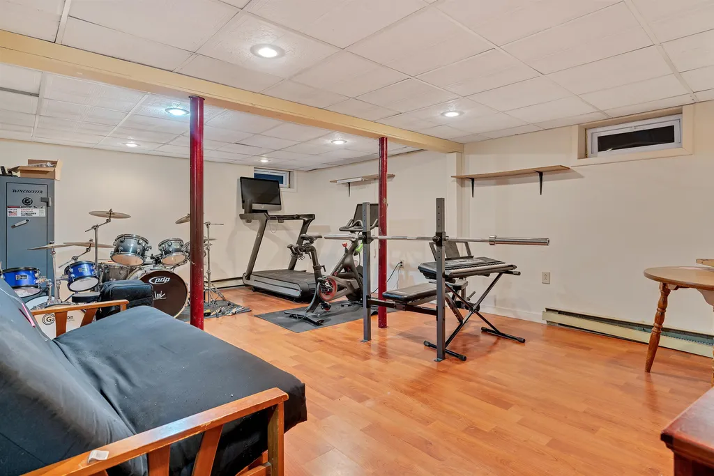 456 Tichenor Road Hartford VT 05001