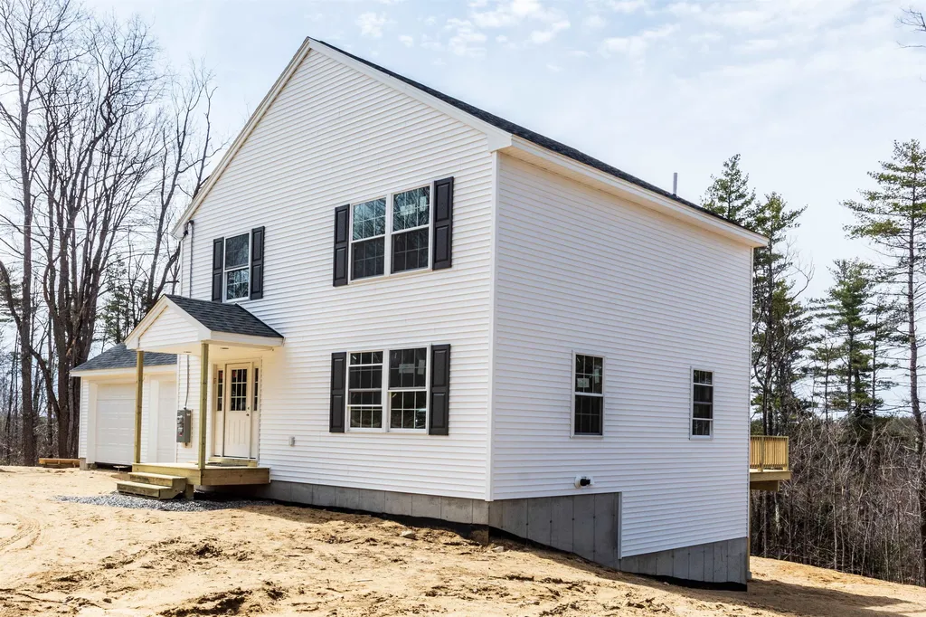 1621 Province Road Strafford NH 03884
