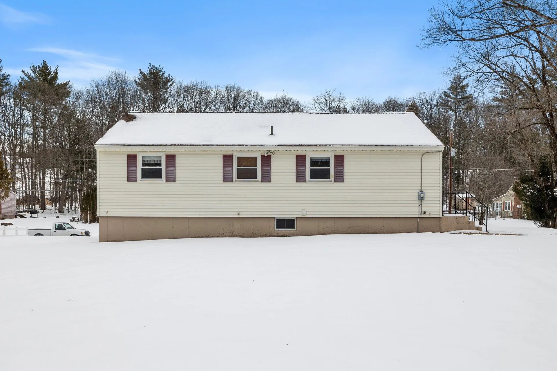 3 Robert Street Franklin NH 03235