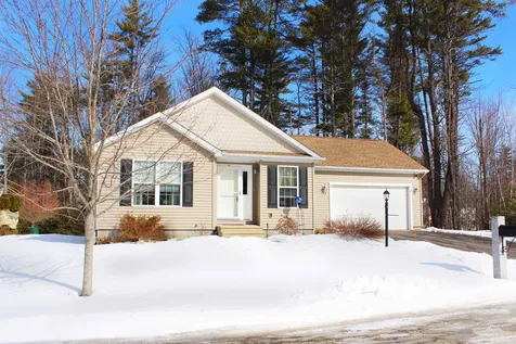 11 Palmetto Lane Laconia NH 03246