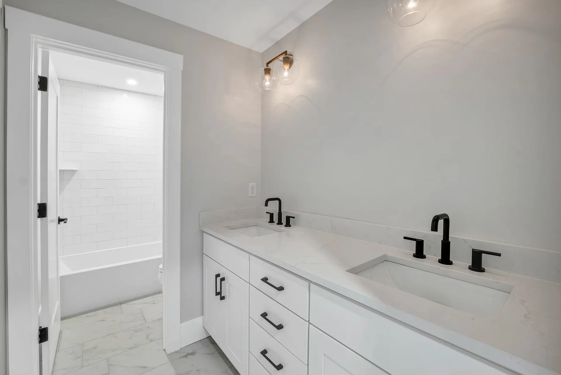 85 Brewster Street Portsmouth NH 03801