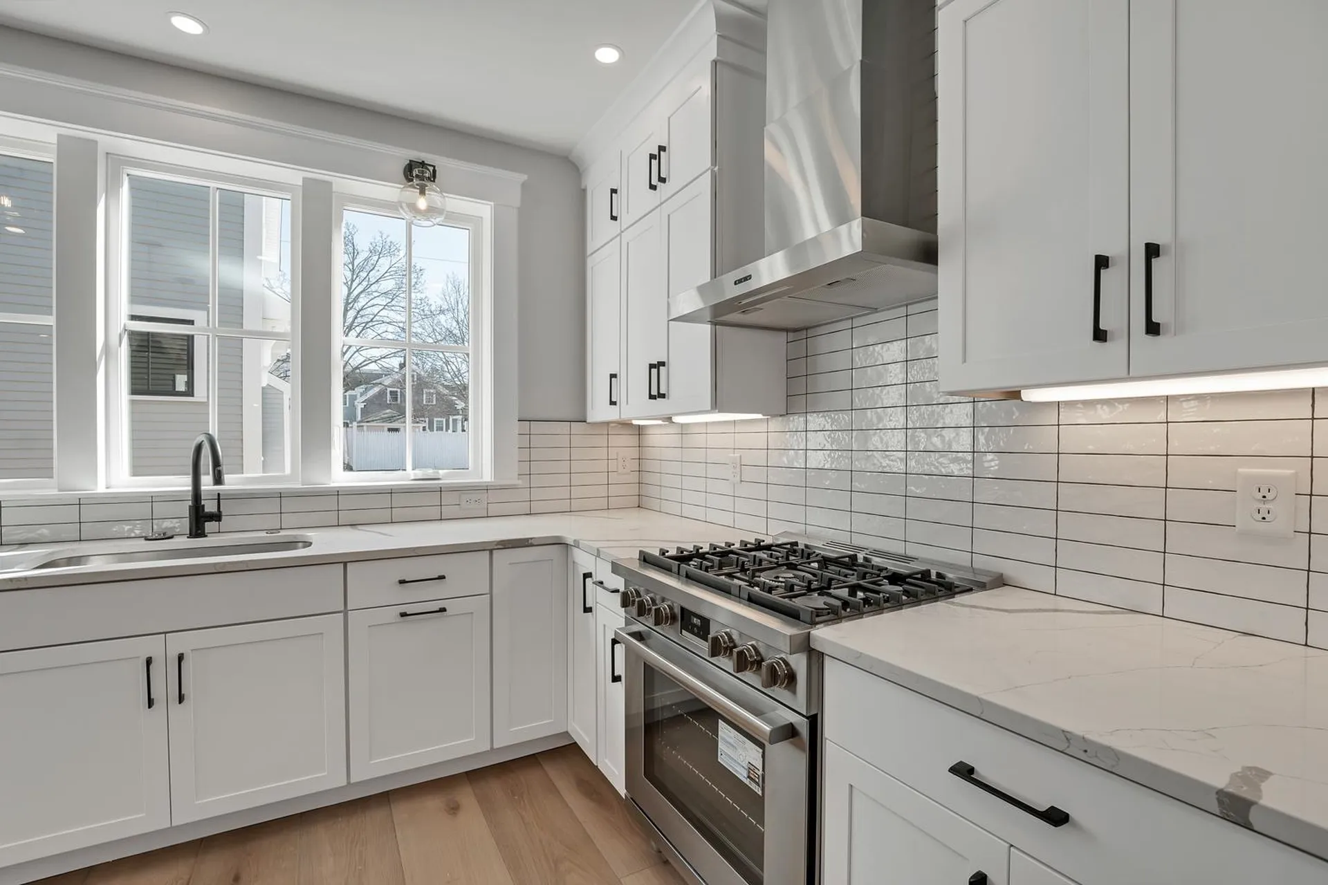 85 Brewster Street Portsmouth NH 03801