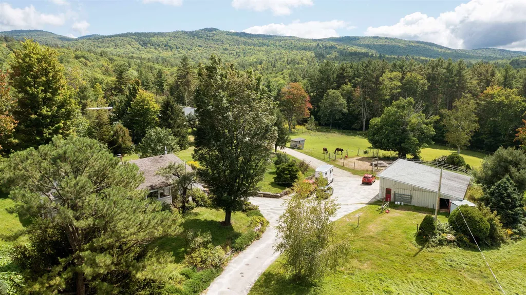 735 Washington Road Goshen NH 03752