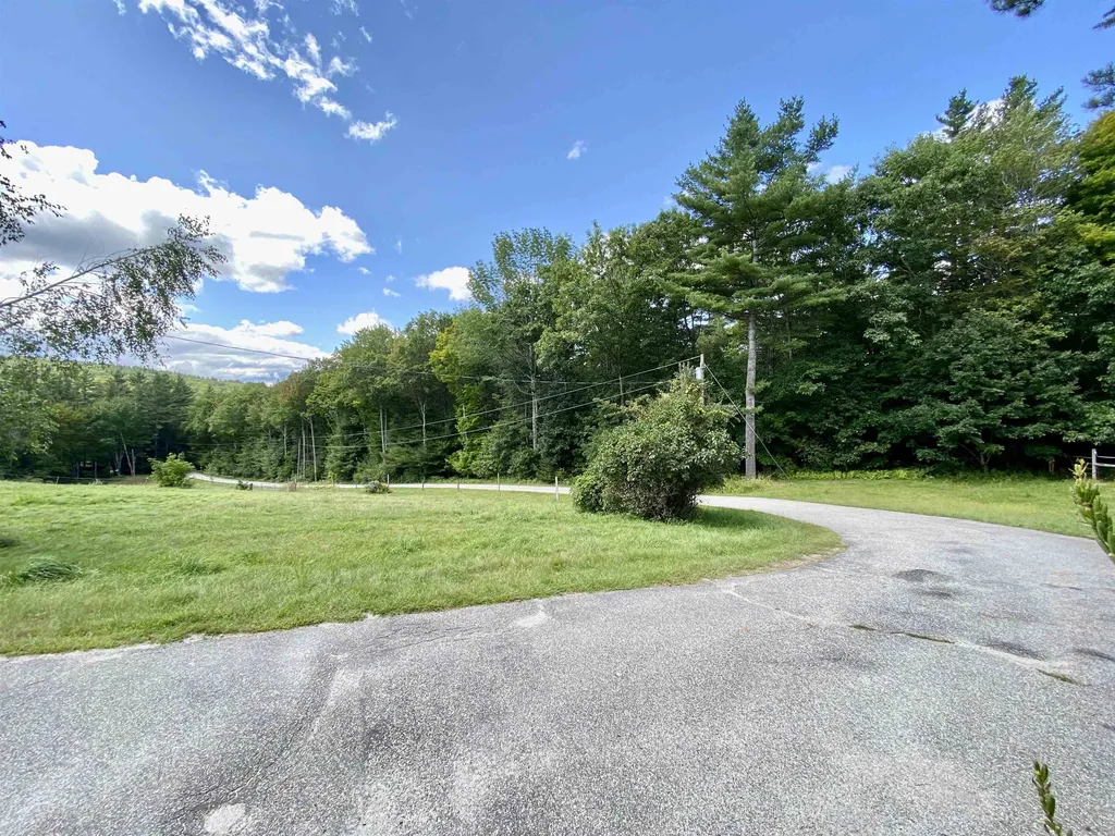735 Washington Road Goshen NH 03752