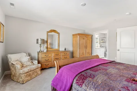 140 Indian Falls Road New Boston NH 03070