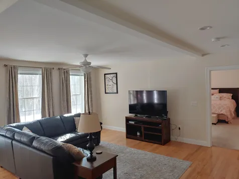 31 Briar Hill Road New Boston NH 03070