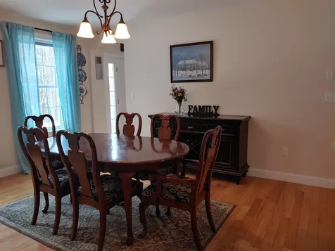 31 Briar Hill Road New Boston NH 03070