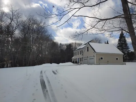 31 Briar Hill Road New Boston NH 03070