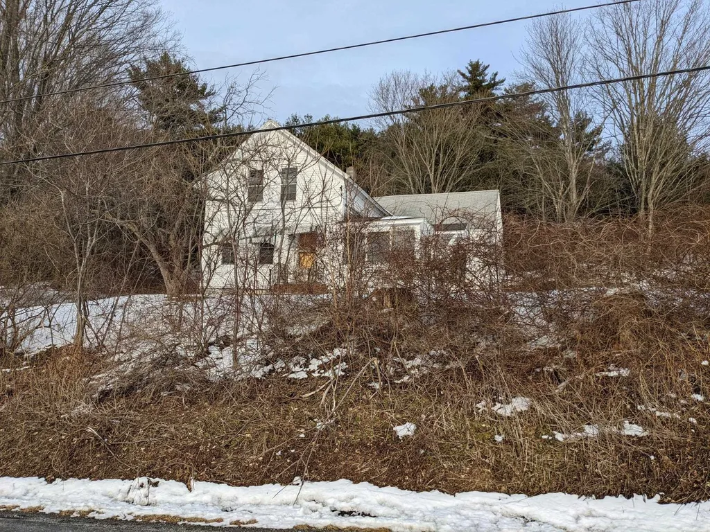 1986 Pleasant Street West Rutland VT 05777