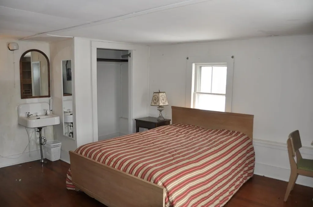 73 N Pleasant Street Middlebury VT 05753