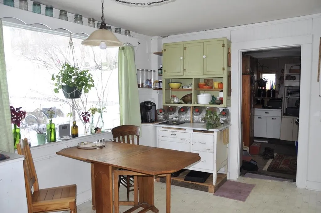 73 N Pleasant Street Middlebury VT 05753