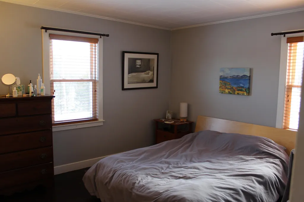 295 Ravenswood Terrace Hartford VT 05001