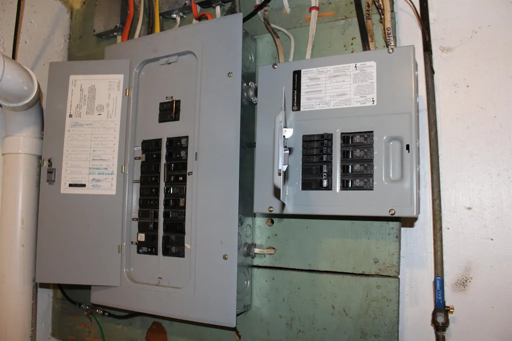 295 Ravenswood Terrace Hartford VT 05001