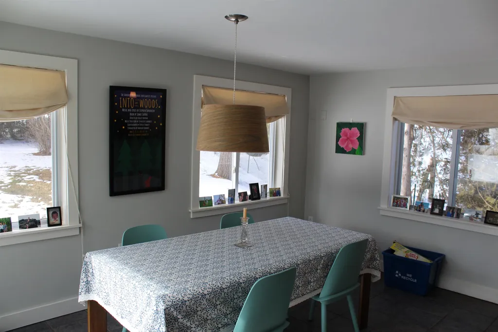 295 Ravenswood Terrace Hartford VT 05001