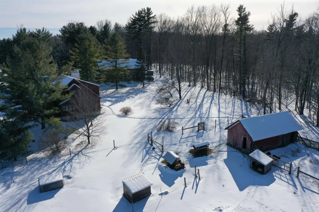 2861 Route 74 E Shoreham VT 05770