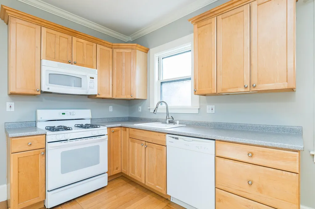 889 South Street Portsmouth NH 03801