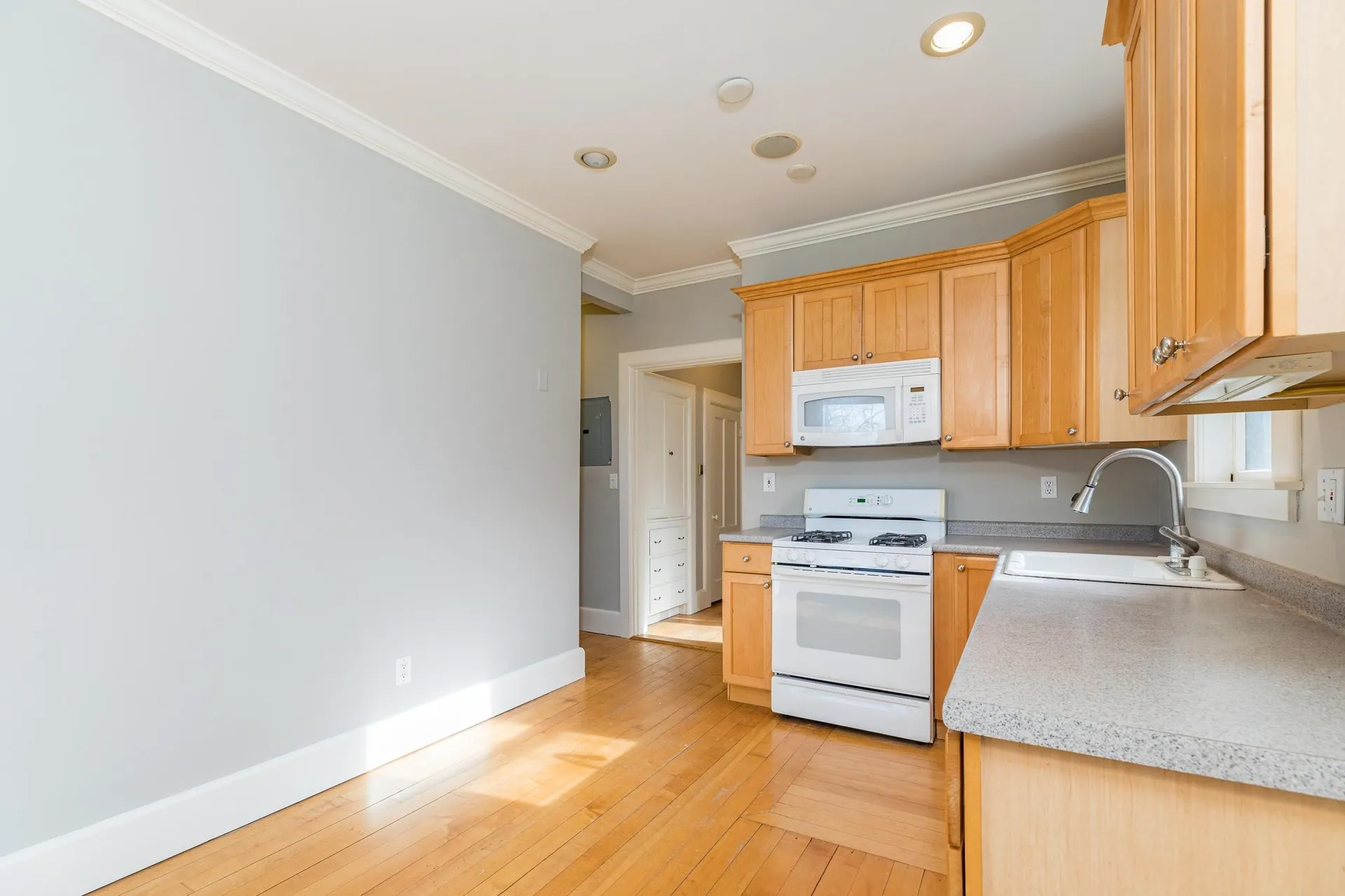 889 South Street Portsmouth NH 03801