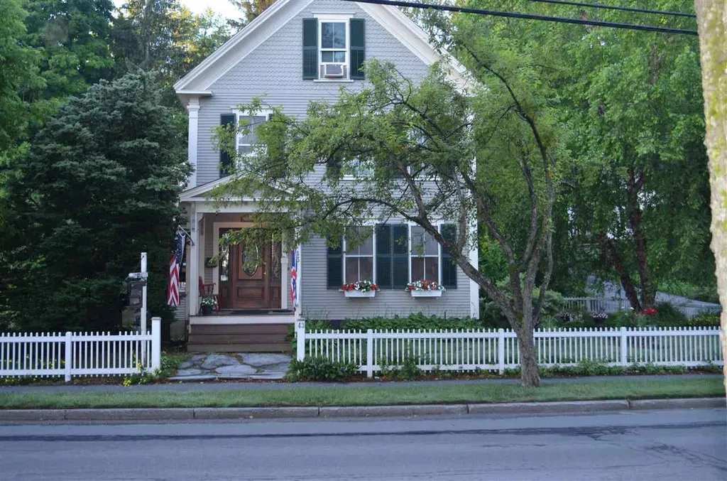 43 Pleasant Street Woodstock VT 05091