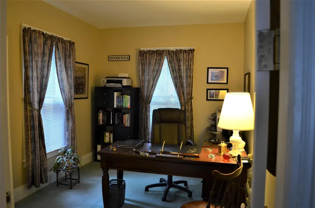 43 Pleasant Street Woodstock VT 05091