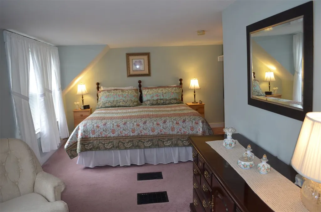 43 Pleasant Street Woodstock VT 05091