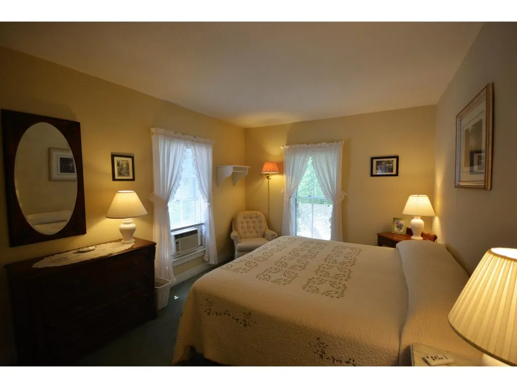 43 Pleasant Street Woodstock VT 05091