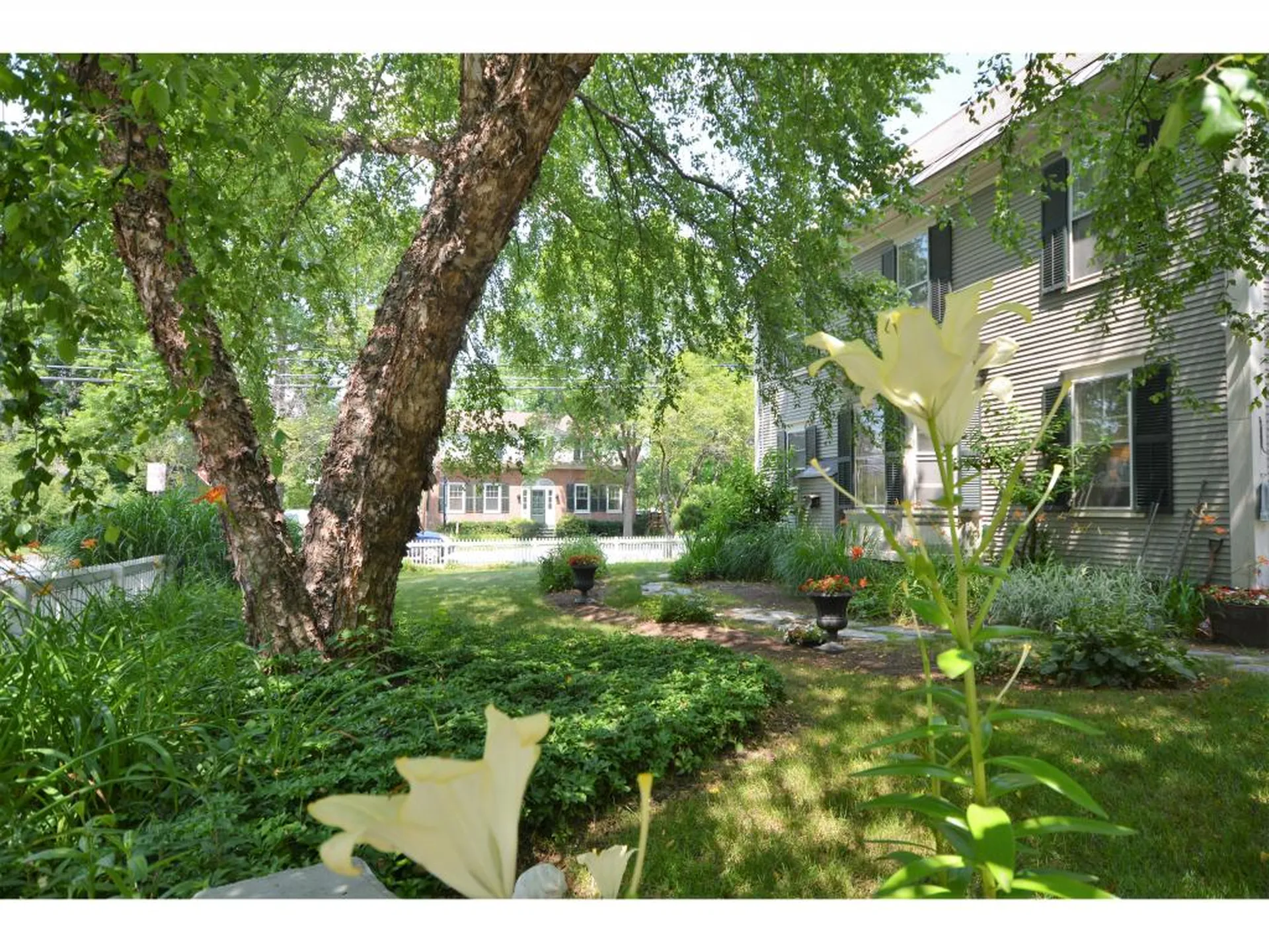 43 Pleasant Street Woodstock VT 05091