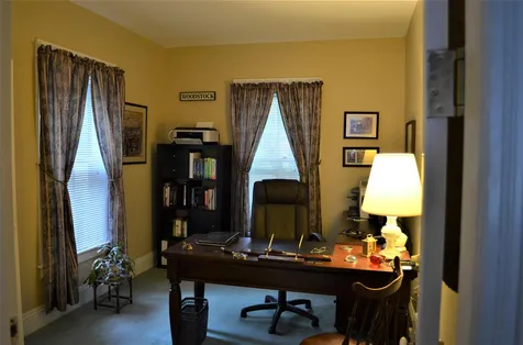 43 Pleasant Street Woodstock VT 05091